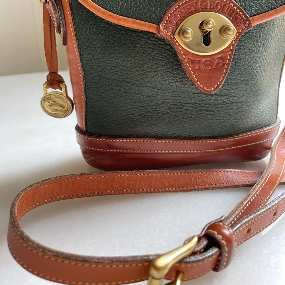 Vintage Dooney & Bourke forest green binocular bag